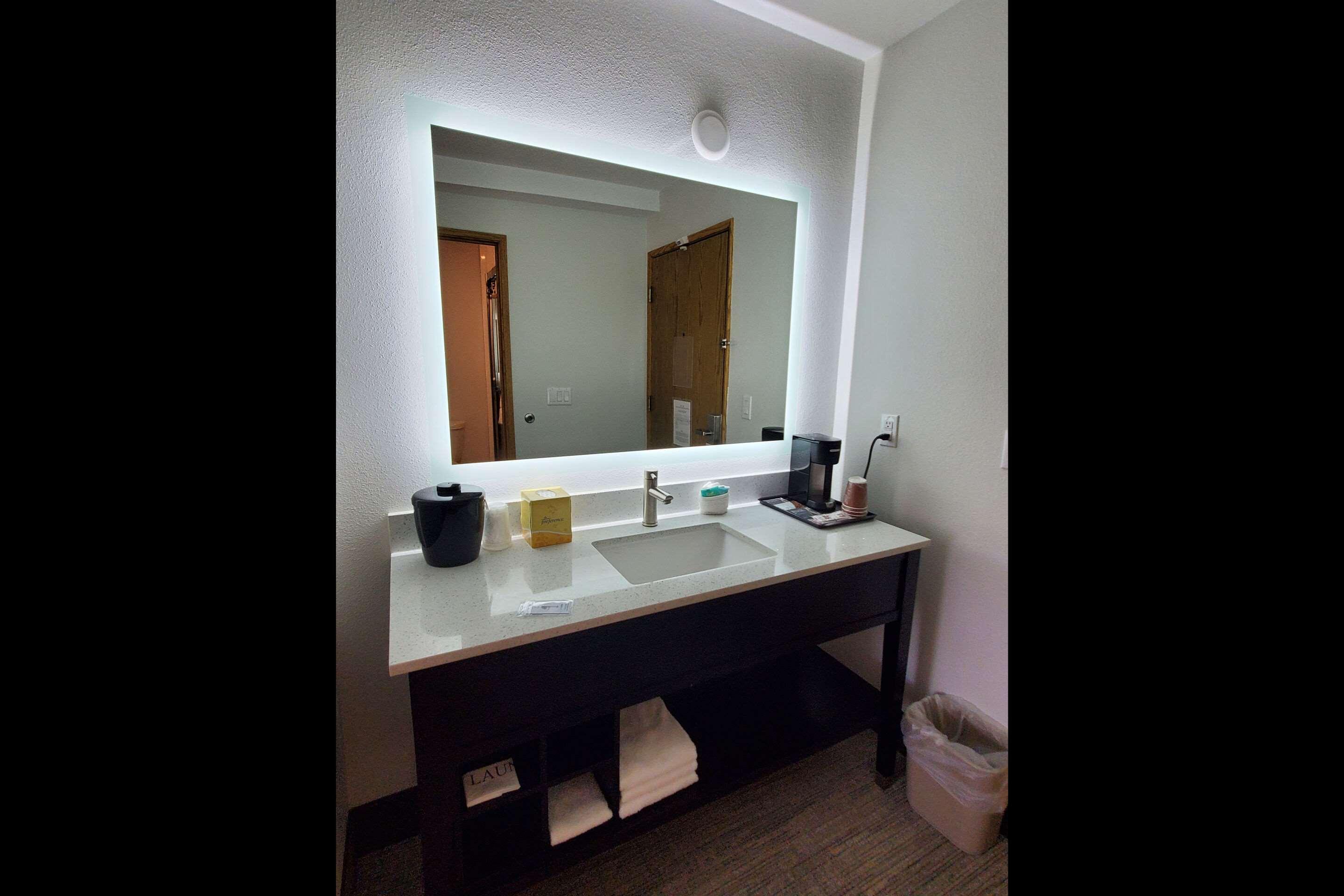 Hotel Thea Tacoma, Ascend Hotel Collection Dış mekan fotoğraf